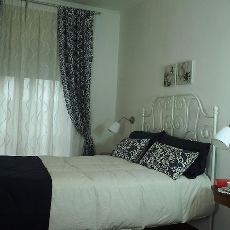 Apartment Oltremarestudios Naples Luaran gambar