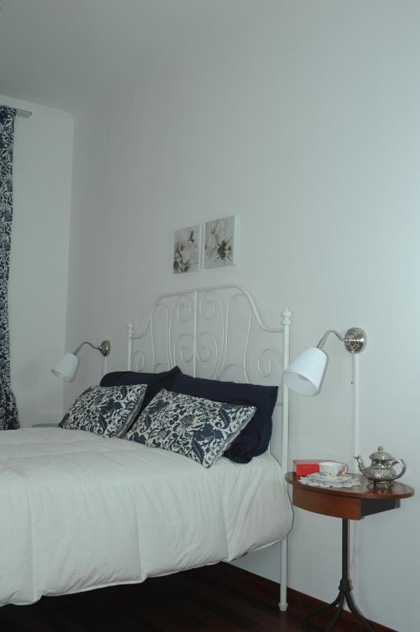 Apartment Oltremarestudios Naples Luaran gambar