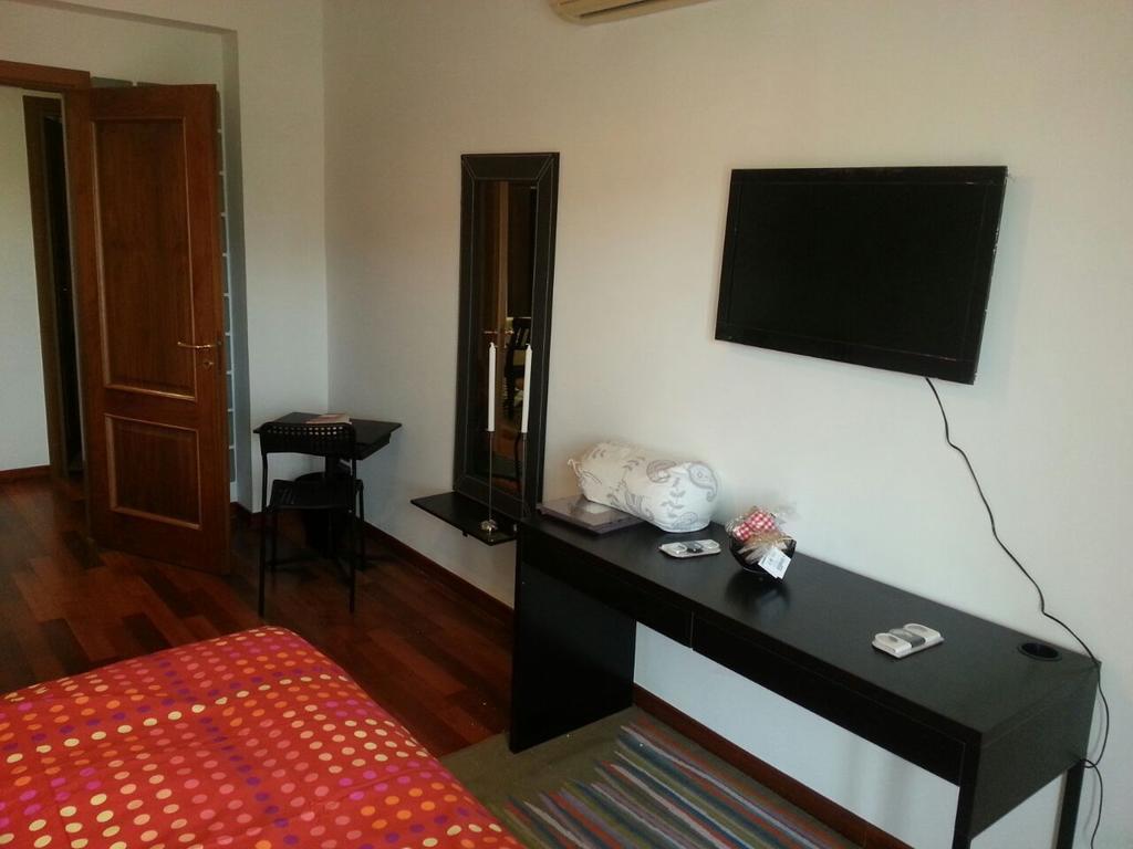Apartment Oltremarestudios Naples Bilik gambar