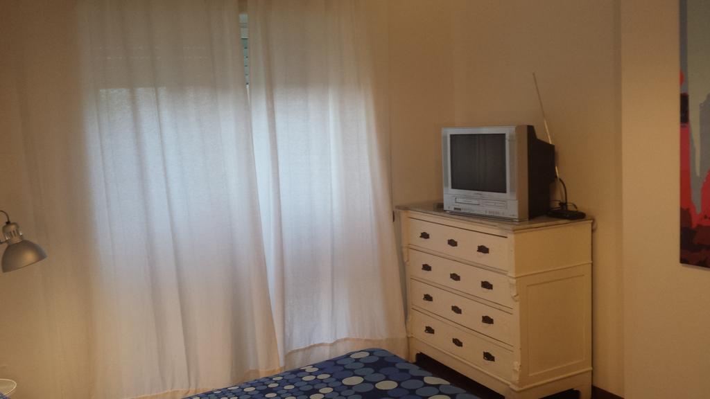 Apartment Oltremarestudios Naples Luaran gambar